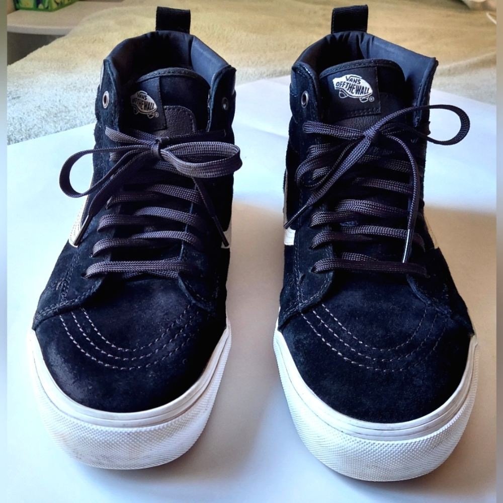 VANS "Off the Wall" Hightop Black Suede, Men's size 11, Great Used Condition - Picture 3 of 12
